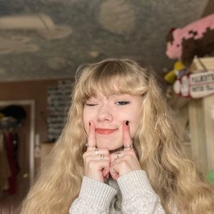 Meet your Posher, Tessa